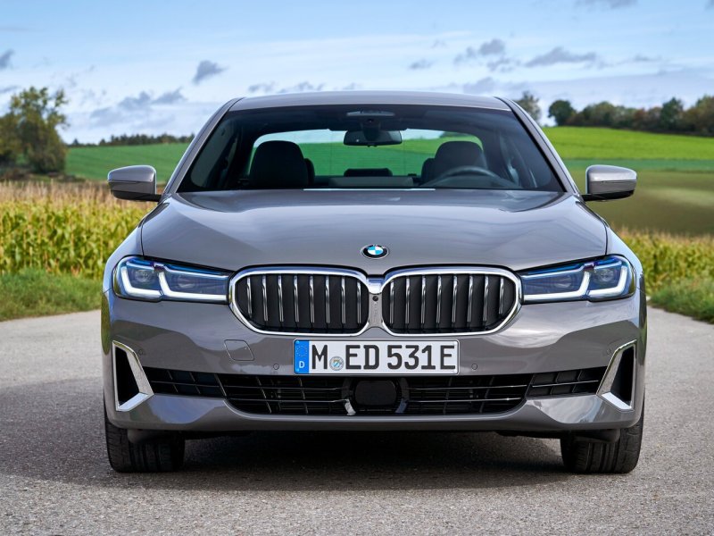 BMW 5 Series 2021