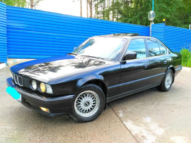 BMW 5 Series 1990
