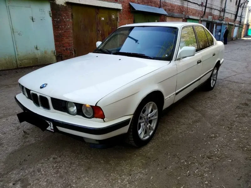BMW 520 1990
