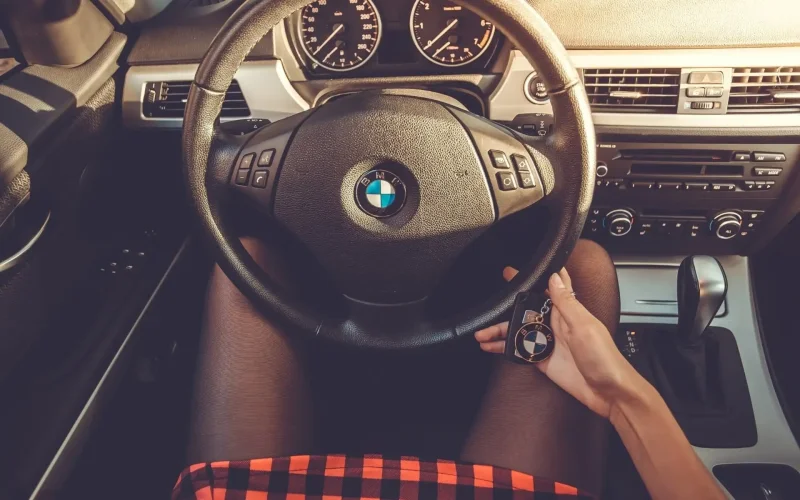 За рулем BMW 5