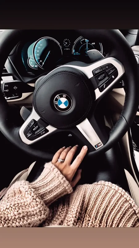 Рука на руле BMW e60