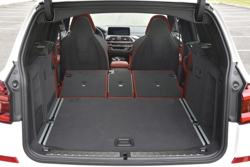 BMW x3 2021 багажник