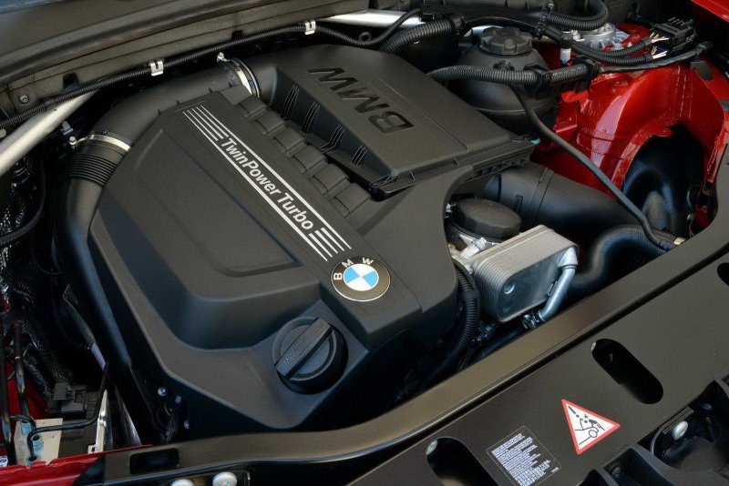 BMW x1 под капотом