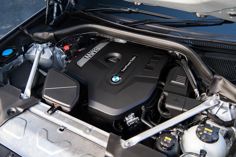 Моторный отсек BMW x3