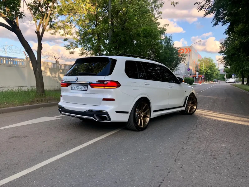 БМВ х7 Lumma