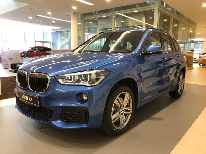 БМВ x1 XDRIVE 20i