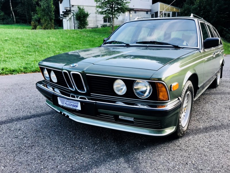 БМВ 735i