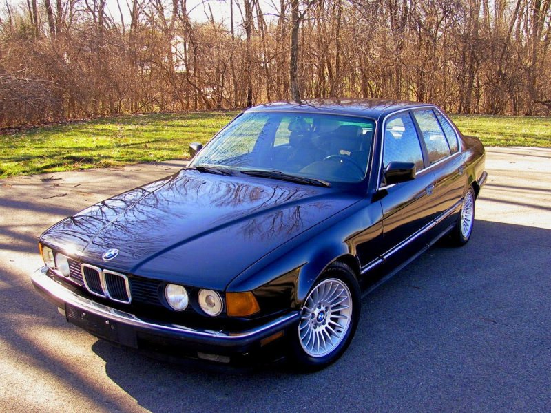 BMW 735 e32