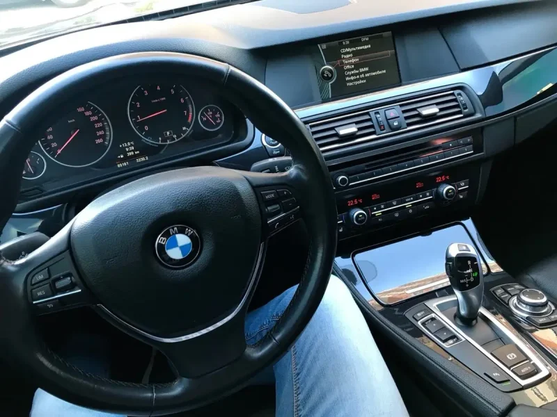 BMW 528 e28