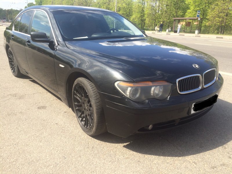 БМВ 735i 2004