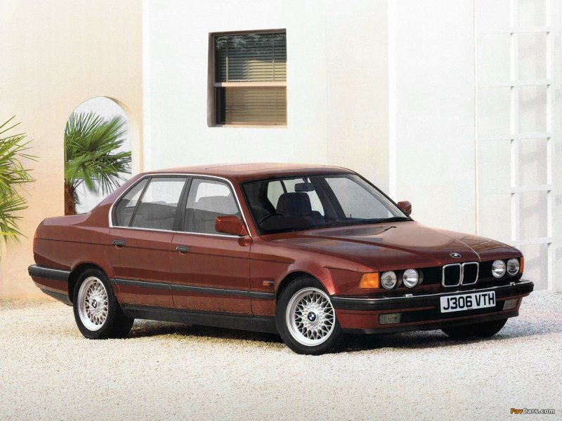 BMW e32 750i