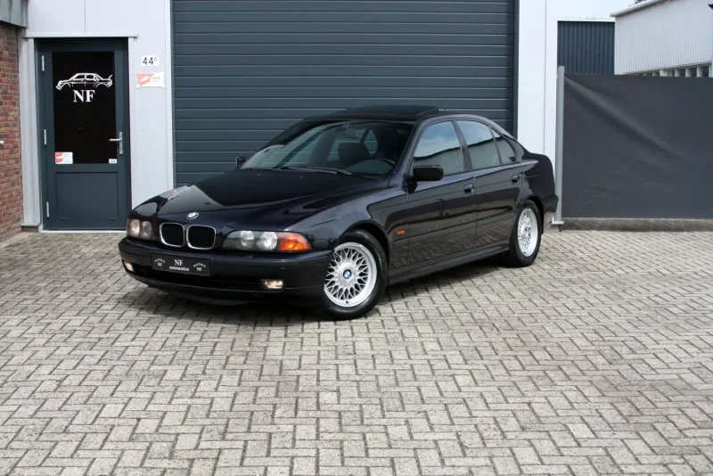 BMW 528i XDRIVE
