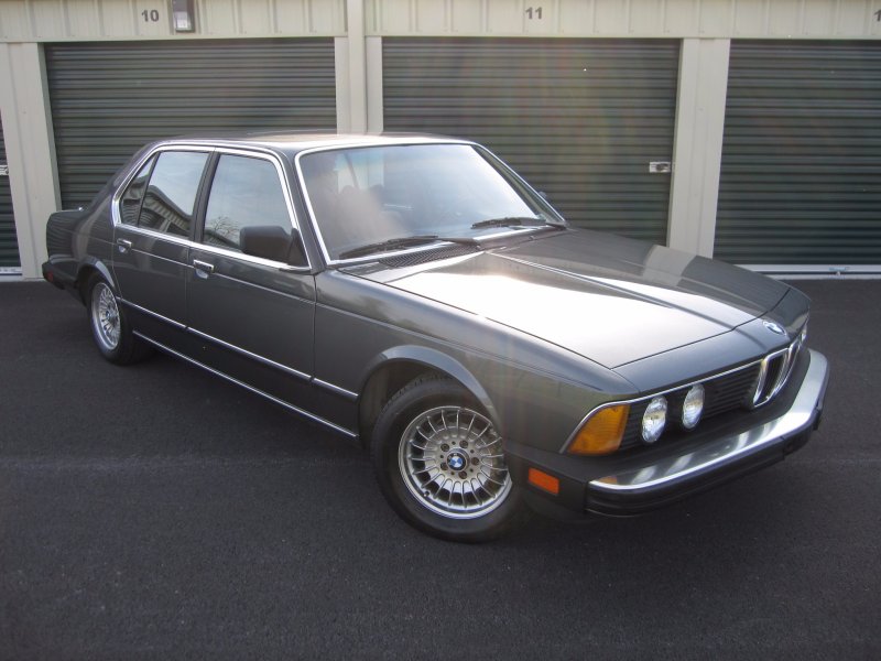 BMW 735i 1988