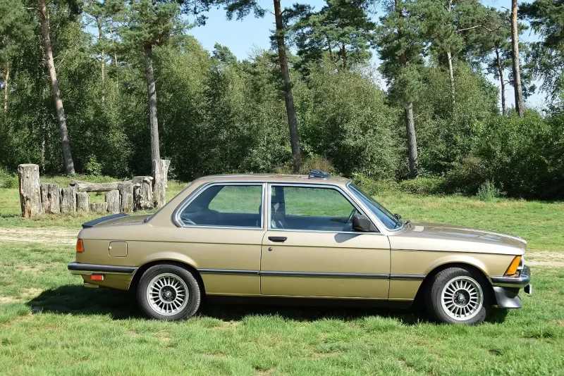 BMW 323i 1980