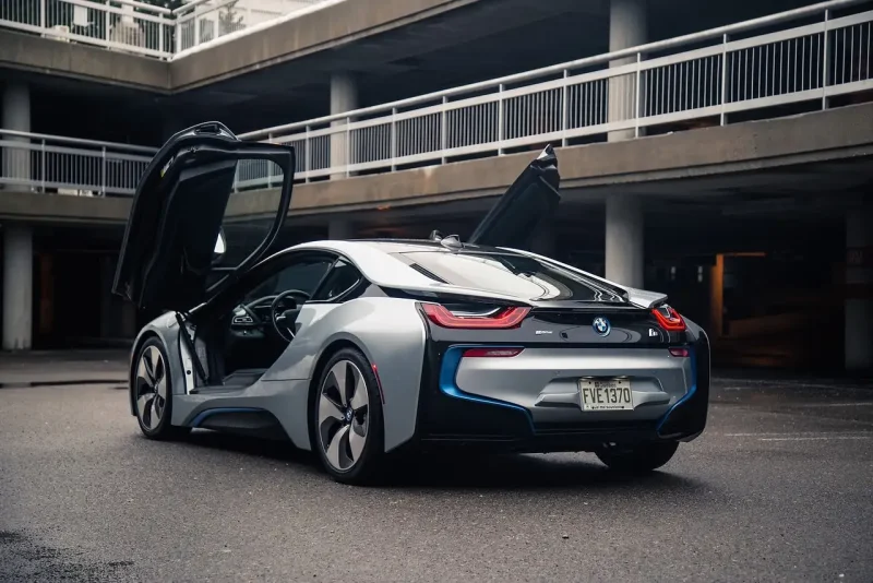 BMW i10