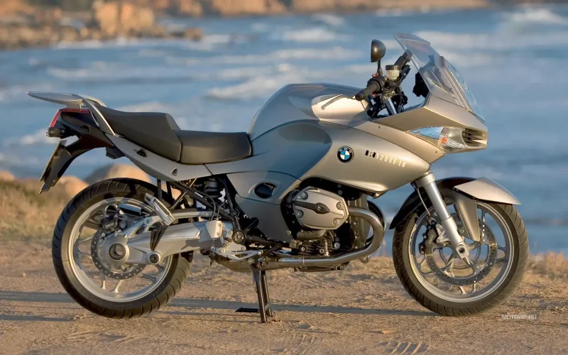 Мотоцикл БМВ r1200