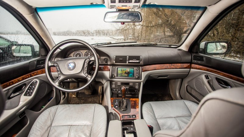 BMW 5 e38 салон
