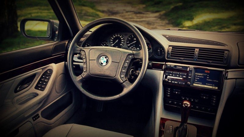 BMW e38 7 Interior