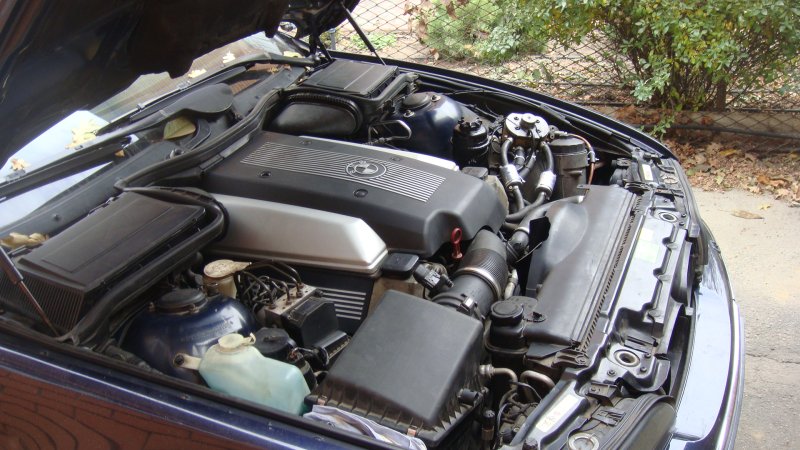 Подкапотка BMW e39