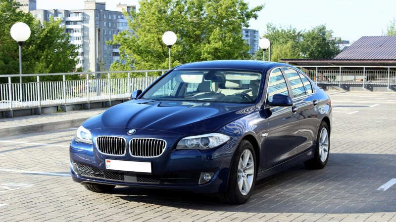 БМВ 528 I XDRIVE 2015