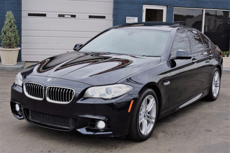 BMW 528i