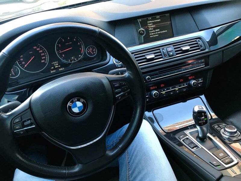 БМВ 528 I XDRIVE