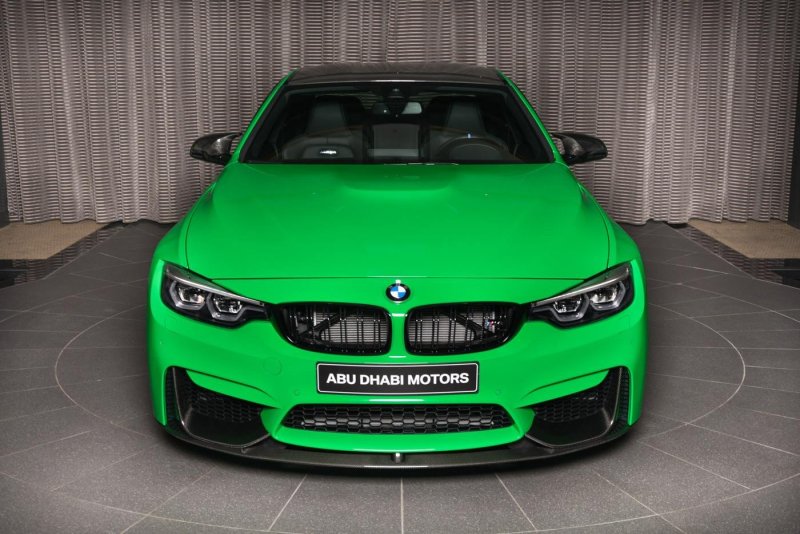 BMW m4 Signal Green