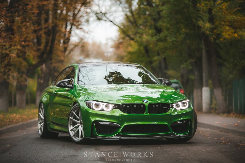 BMW m4 Изумрудная