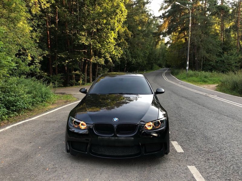 БМВ е92 черная
