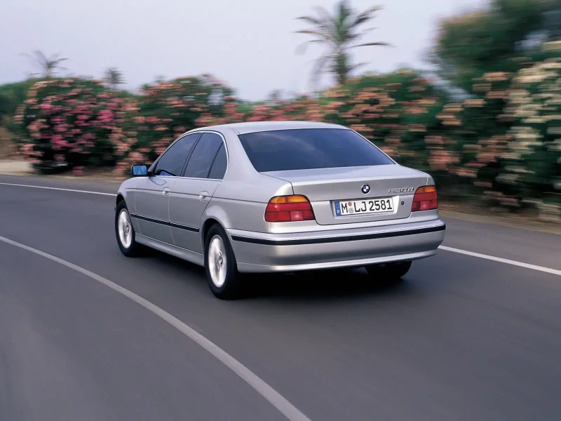 BMW e39 седан
