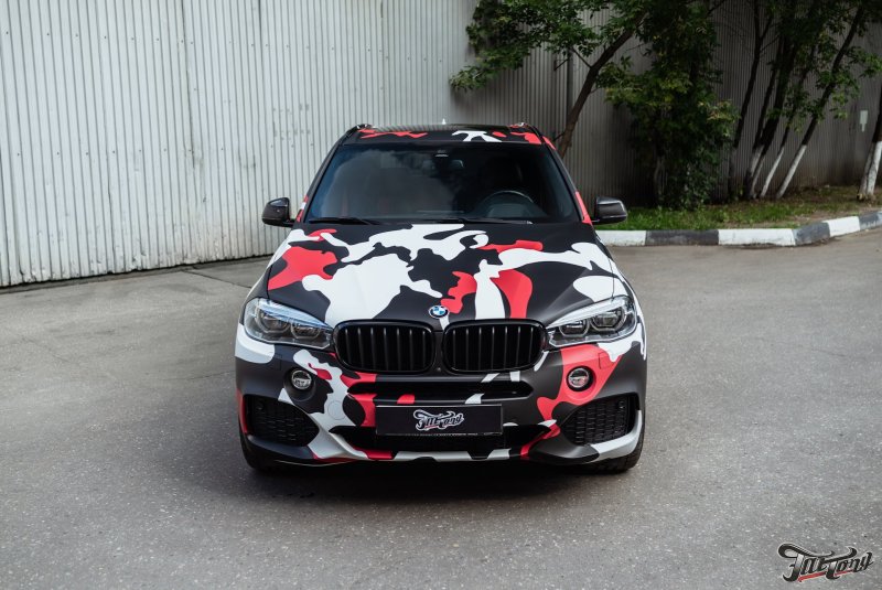 BMW x5m камуфляж