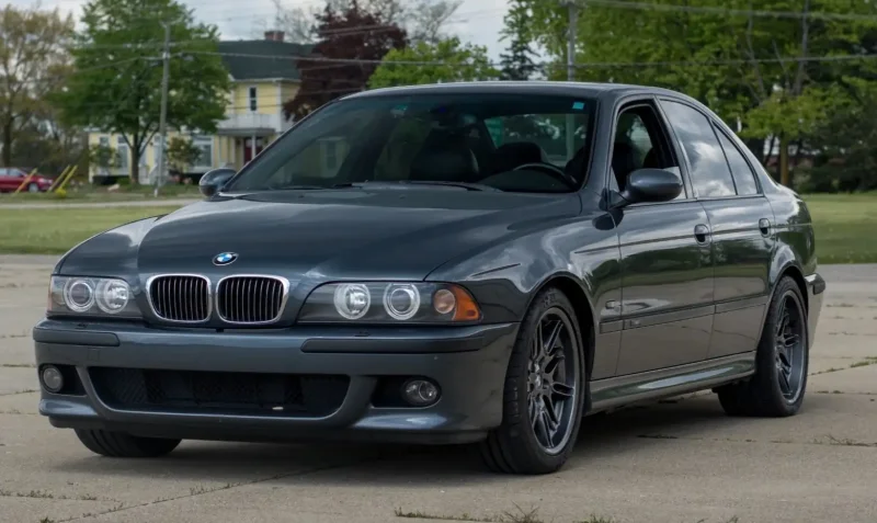 BMW m5 e39 2001