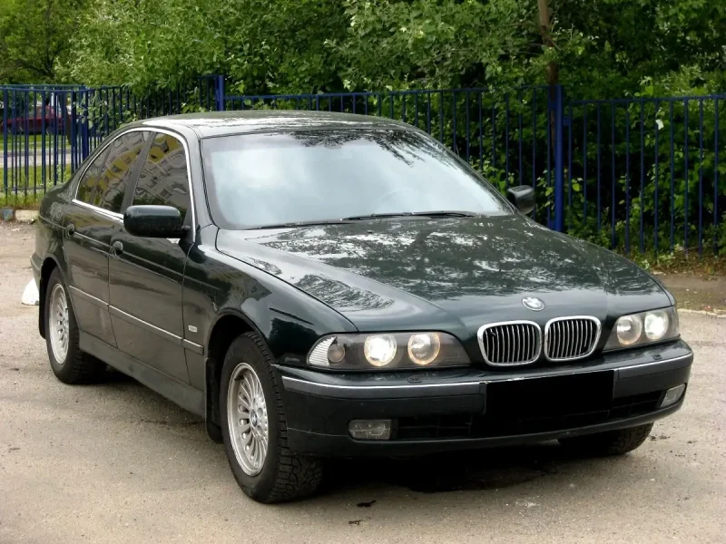 БМВ 5 2001