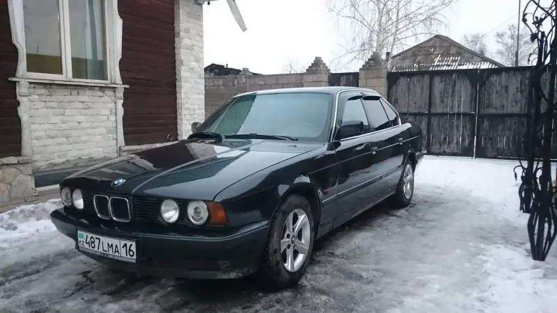 БМВ 5 90-Х