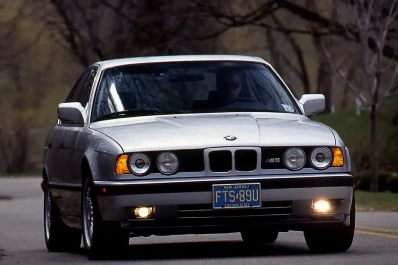БМВ m5 e34
