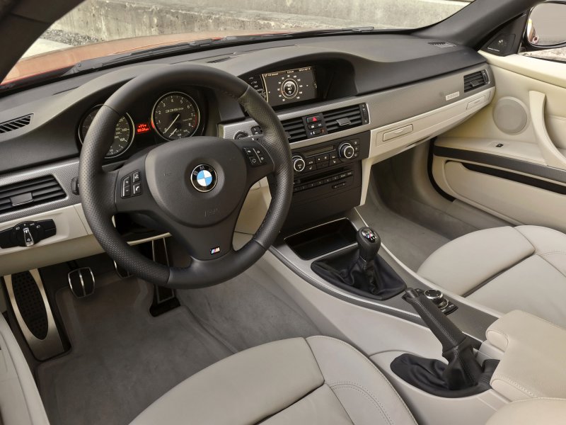 BMW e92 салон