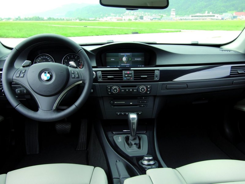 BMW e92 салон