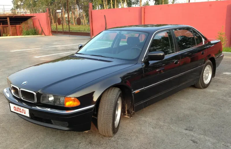 BMW 7 1996