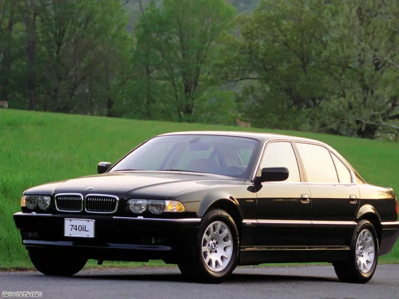 BMW 7 e38 2001