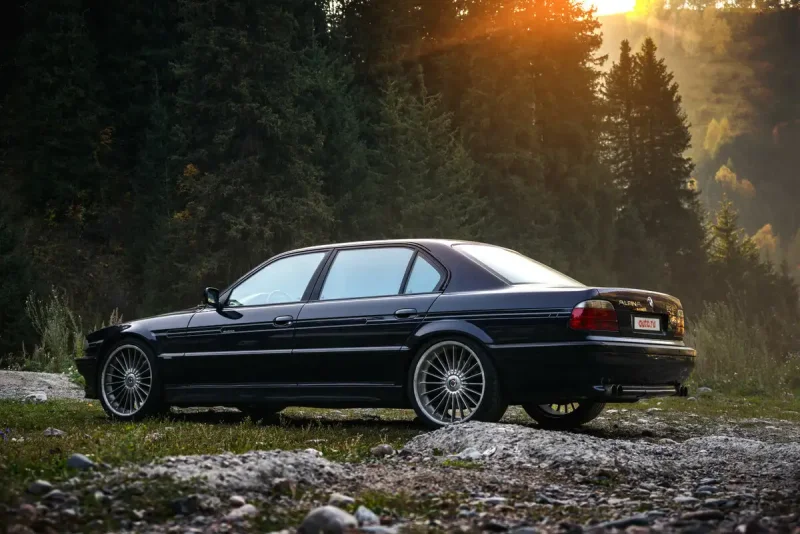 BMW e38 750i