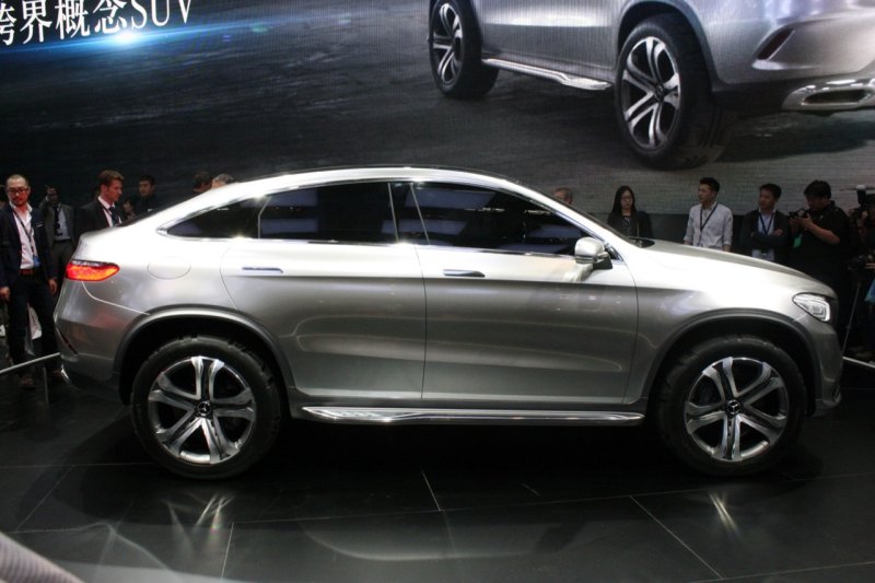 BMW x6 и Мерседес GLE Coupe