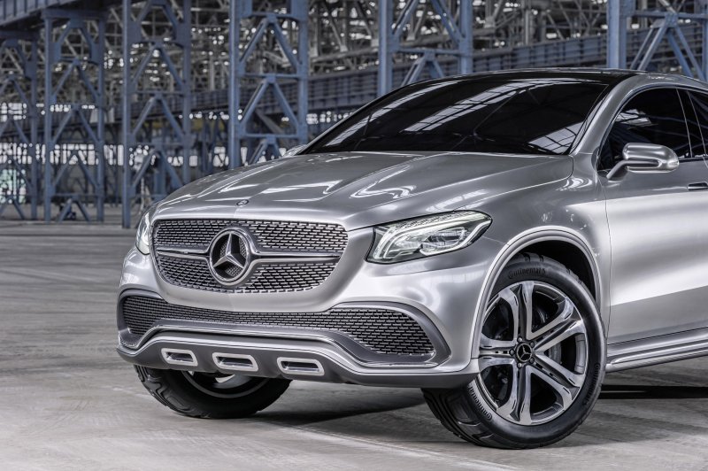 Mercedes vs BMW x6