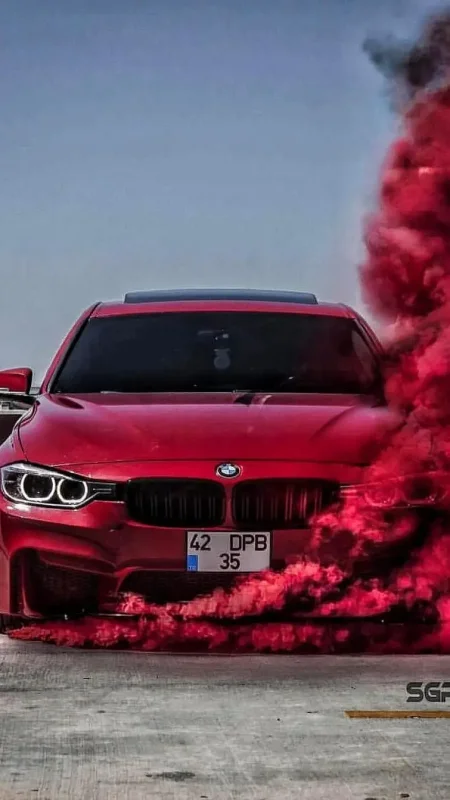 BMW m5 f90 m в дыму