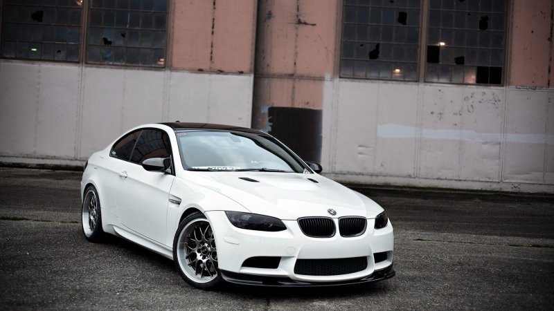 BMW e92 White