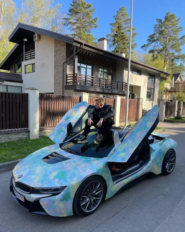 BMW i8 Элджея