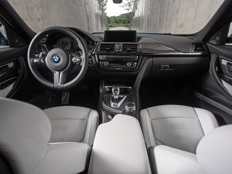 BMW f80 Interior