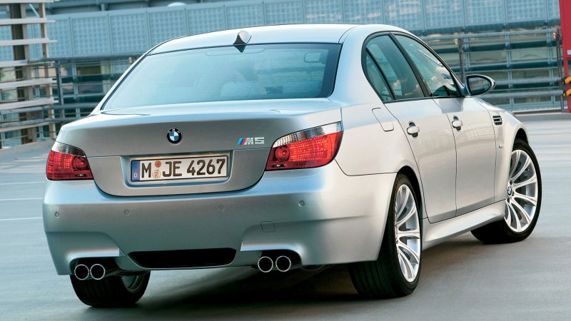 BMW m5 e60 2005