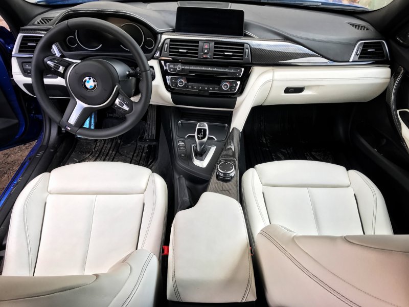 БМВ f30 салон