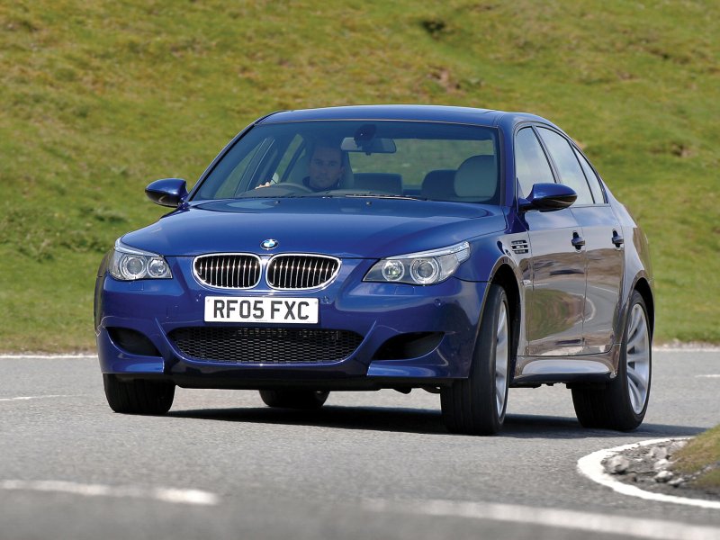 BMW m5 e60 2004