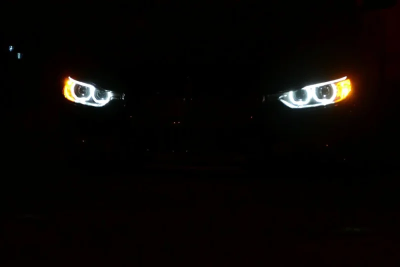 BMW f10 в темноте